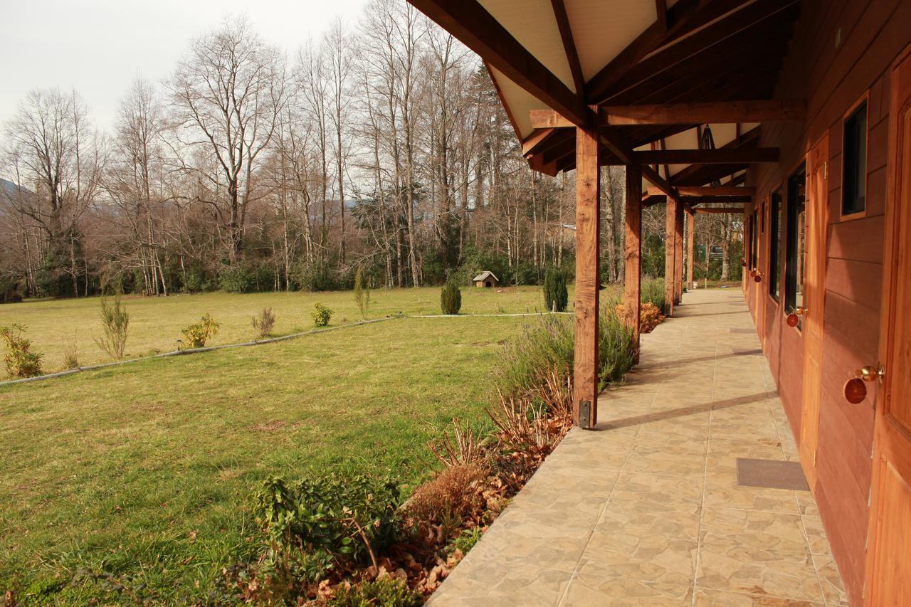 Hosteria y Camping del Bosque Pucón Exterior foto